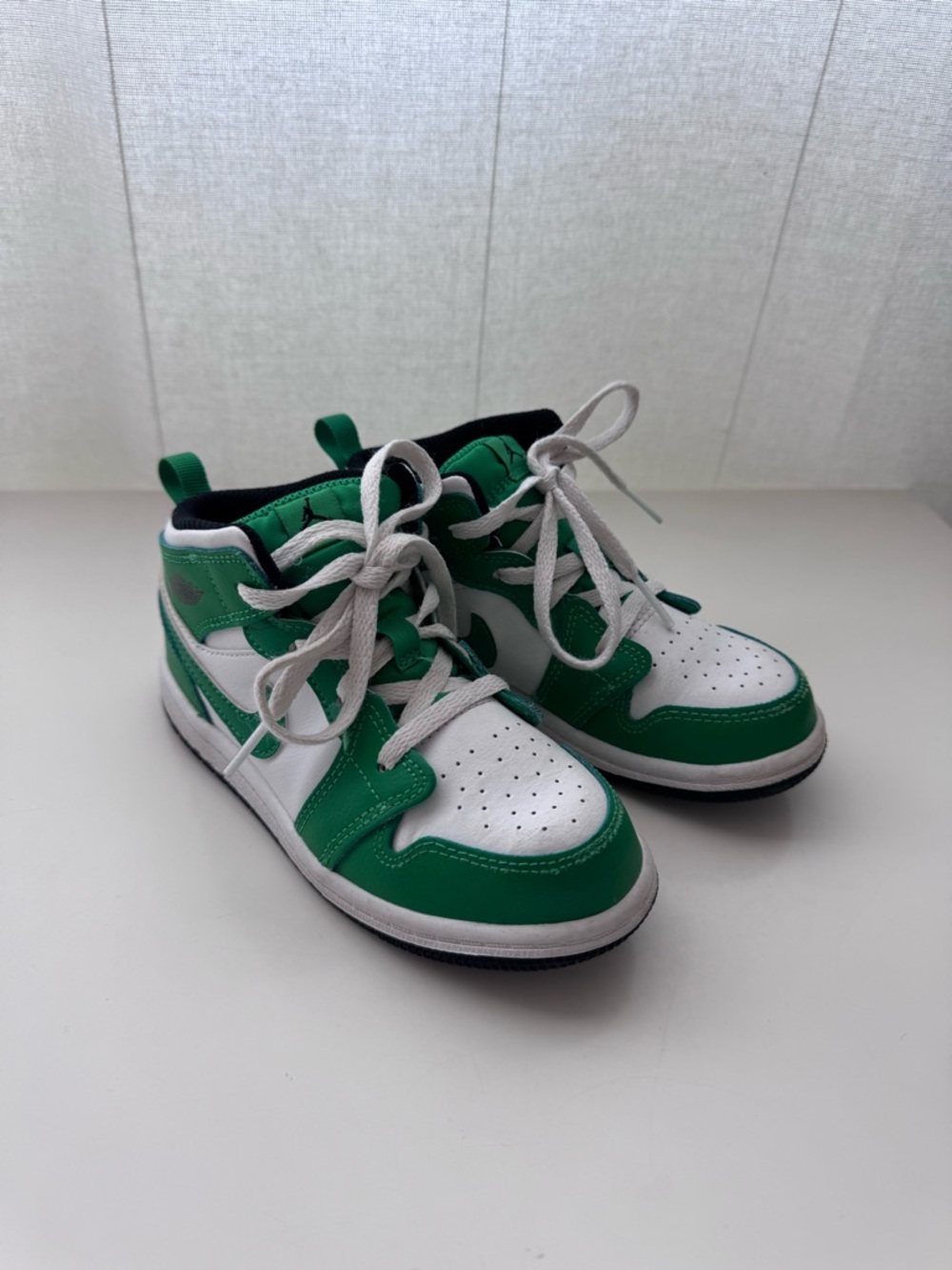 Nike Kids Green and White High-Top Sneakers